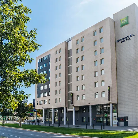 Hotel Ibis Styles Aeroport Arenas