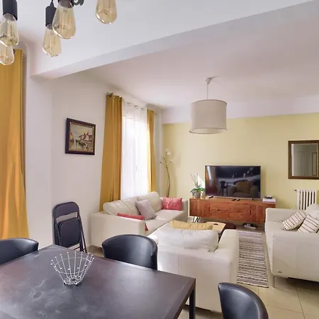 Apartment Superb T3 100 Meters From The Port Of Nice