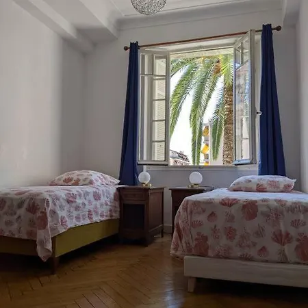 Amazing 2-bedroom In Near The Appartement