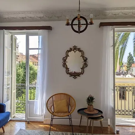 Amazing 2-bedroom In Near The Appartement