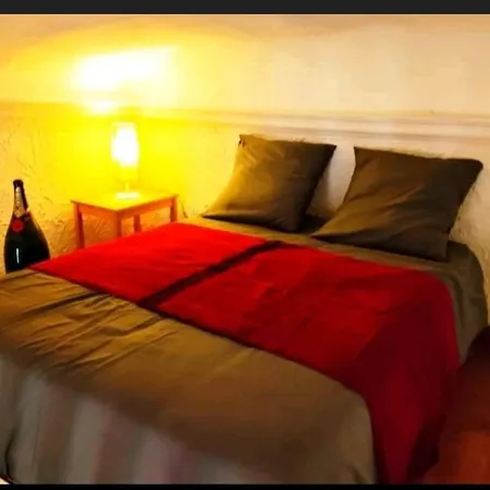 Apartment 2 Minutes De La Vieille Nice