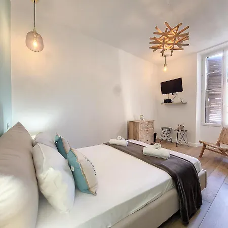 Appartement Nestor&jeeves - Le Pierlas - Place Garibaldi - Very Close Old Town Nice