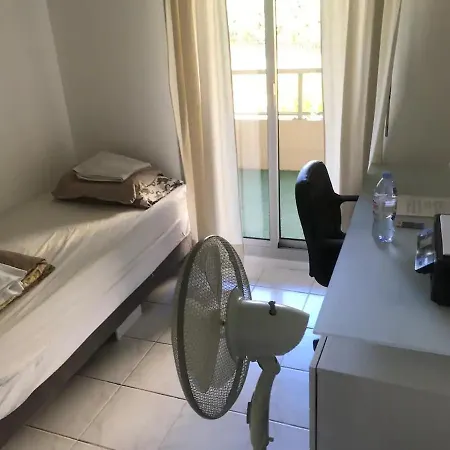 Apartment Entier Dans Privee Avec Gardien, Piscine Et Aire De Jeux Pour Enfants *
