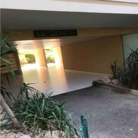Apartment Entier Dans Privee Avec Gardien, Piscine Et Aire De Jeux Pour Enfants