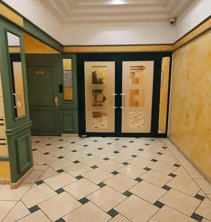Appartement Lovely 1 Bedroom Vacation With Free Parking. Nice
