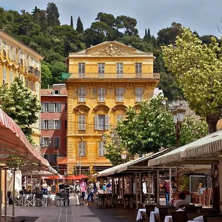 Appartement Plein Centre Climatisé Et Spacieux Avec Grande Terrasse Sur Le Toit à