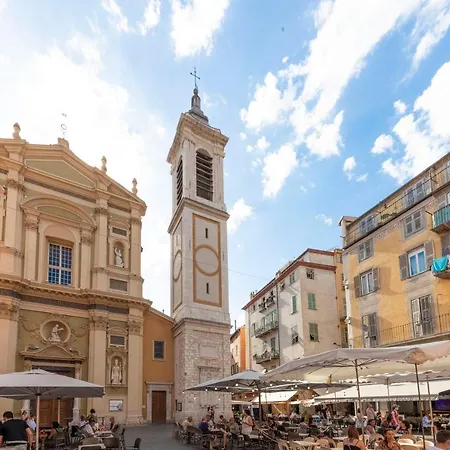 Appartement Spacious And Bright Flat Close To The : Heart Of Old