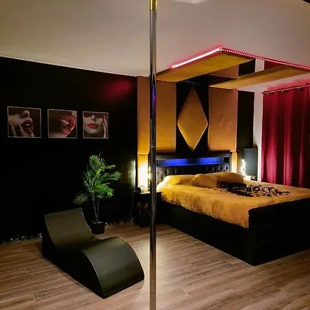 La Loveroom Bdsm De La Luxe Des Désirs Appartement *