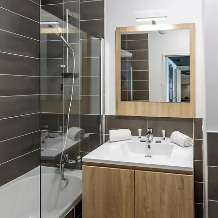 Nemea Appart Hotel Riviera Nice Promenade 4*