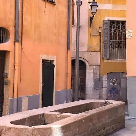 Appartement Spacious And Bright Flat Close To The : Heart Of Old Nice