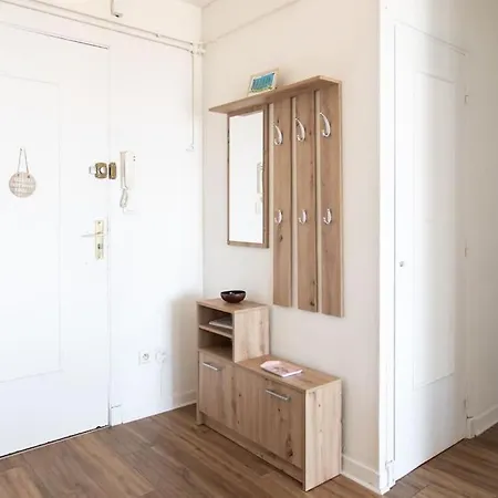 Apartment #15 2p Magnan Sea View 5 Min Terrace & Parking