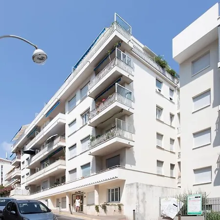 #15 2p Magnan Sea View 5 Min Terrace & Parking Apartment