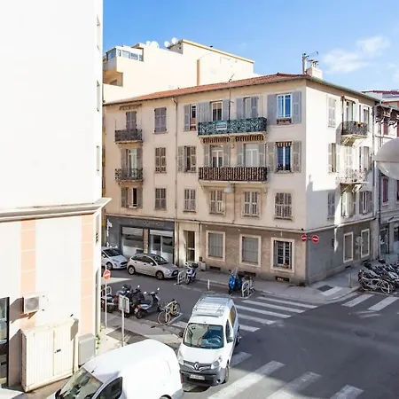 #1 Staywiz Us - Fontaine De La Ville-wifi