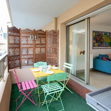 #33 Smolett 2min Walk To Tram 10min Sea & Apartment *