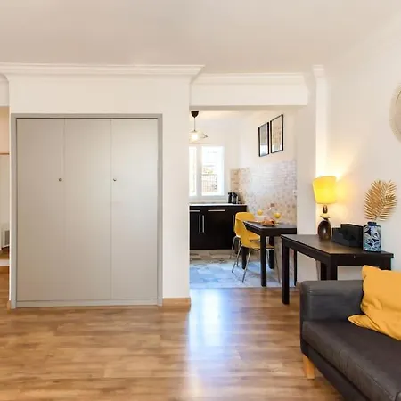 #1 Staywiz Us - Fontaine De La Ville-wifi Appartement