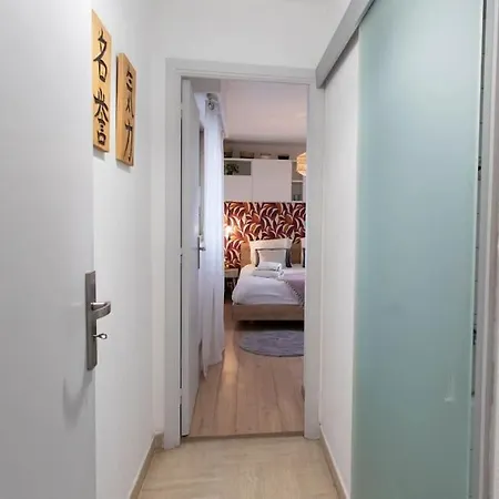 Apartment #33 Smolett 2min Walk To Tram 10min Sea & *