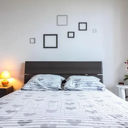 Apartment Flat Up To 5 With Terrace Ouest *