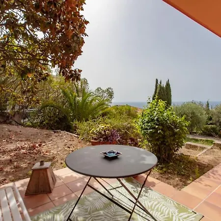 Villa #21 180° Sea View Pool Parking 9pax Bbq Wifi Ac