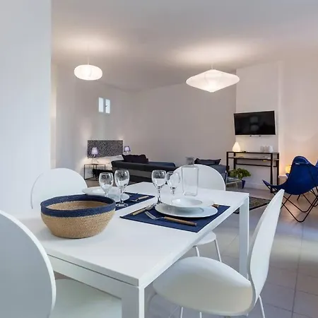 L'appartement Bleu Apartment