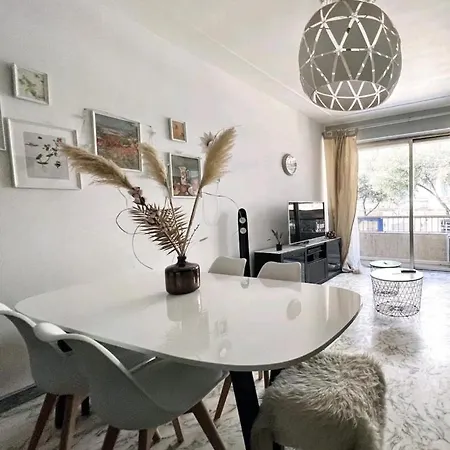 - Promenade Des - Climatise, 4 Pers Apartment Nice