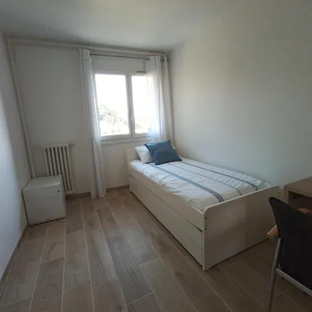 Renovated Fully Equipped Apartment