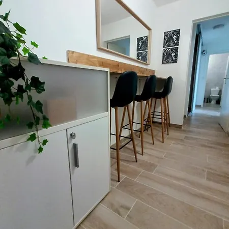 Renovated Fully Equipped *