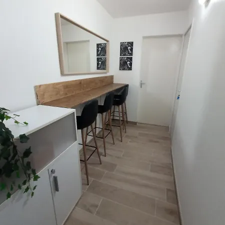 Apartment Renovated Fully Equipped *