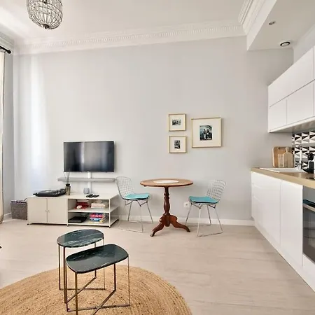 Very 2p With Comfort, Center Ac/wifi Appartement *