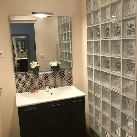 Magnifique 2 Pièces De 65m2 -quartier Des Musiciens