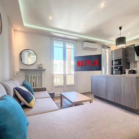 Nestor&jeeves - Palais Hispania - Top Floor - Central *