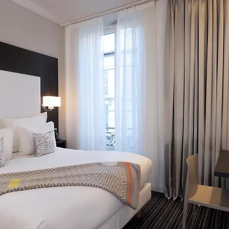 66 Hotel 4*