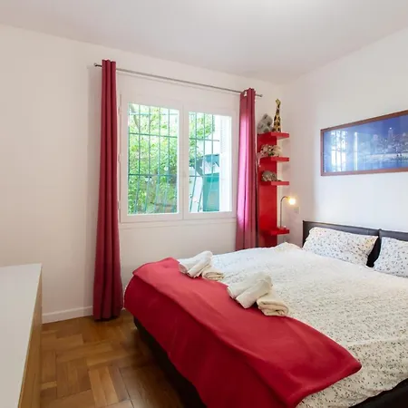 Beautiful With Panoramic View Over Hébergement de vacances *