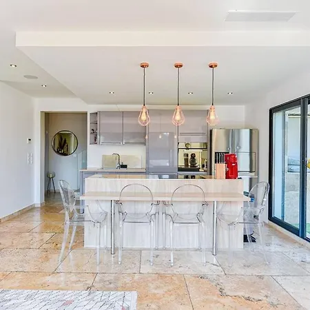 Villa Paradise - 5min Walk - 10min Streetcar Downtown
