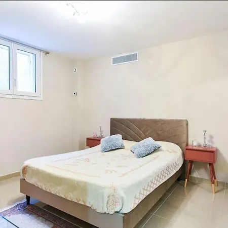 Villa Paradise - 5min Walk - 10min Streetcar Downtown *