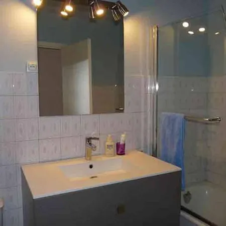 Apartment Jean Huguette