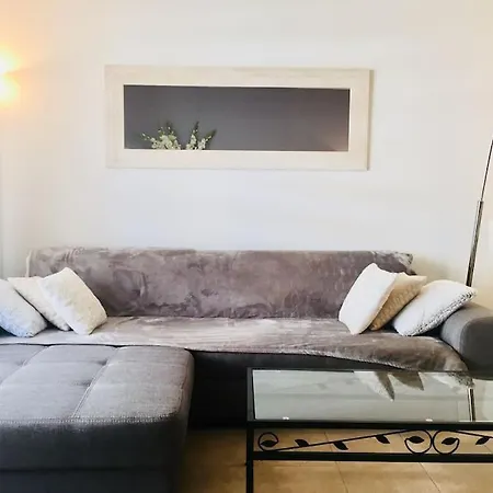 Apartment Modern And Peaceful Flat With Terrace And Parking *