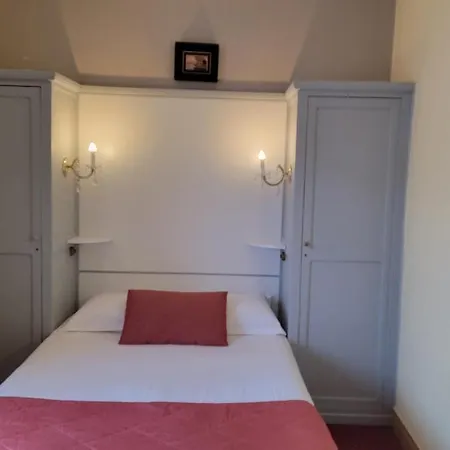 Eden Hotel
