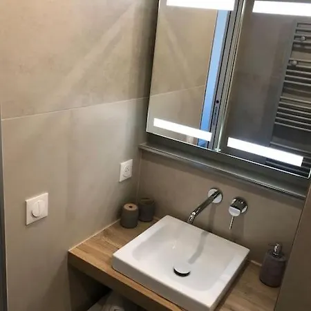 Superbe 3 Pieces Vue Mer A 2 Mn De La Plage, Terrasse, Piscine Et Parking Prive ! Apartment
