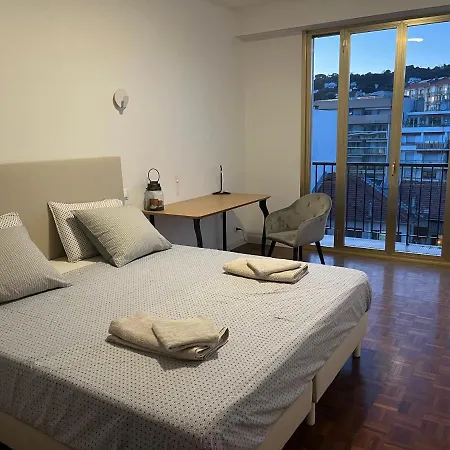 Promenade Des Anglais, 7e Etage, Vue Degagee Sur La Mer Nice