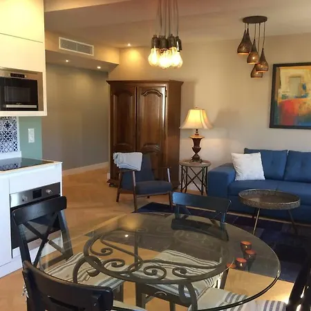 Appartement Lovely Refurbished Nice