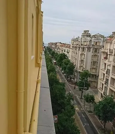 Lovely Refurbished Appartement Nice