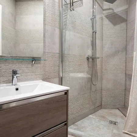 Lamartine- Heart Of Center- Modern And Design Flat Nice