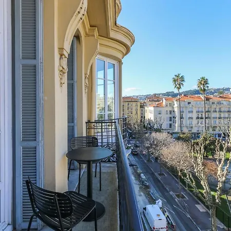 Modern Walking Distance To Beach In Carre D'or Appartement Nice