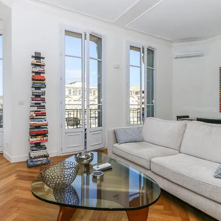 Appartement Modern Walking Distance To Beach In Carre D'or