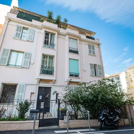 Modern - Promenade Des In Appartement Nice
