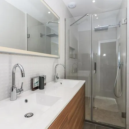Appartement Modern Walking Distance To Beach In Carre D'or *