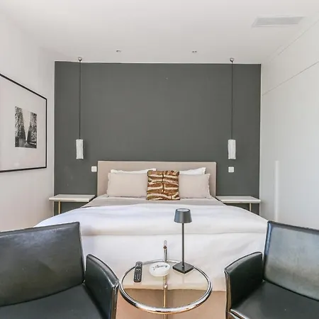 Modern Walking Distance To Beach In Carre D'or Appartement *