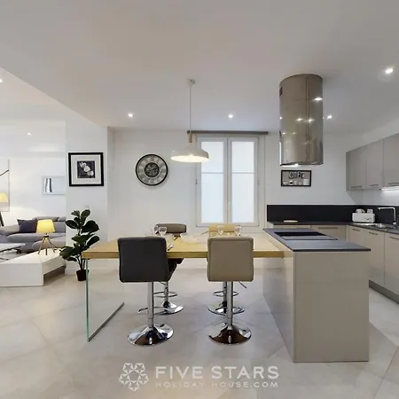 Appartement Grand Promenade Five Stars House *