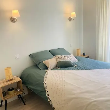 Carré D’or Appartement *