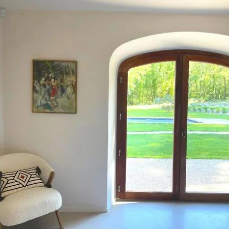 Exotic 4 Bedroom Near Aix En Provence * Nice